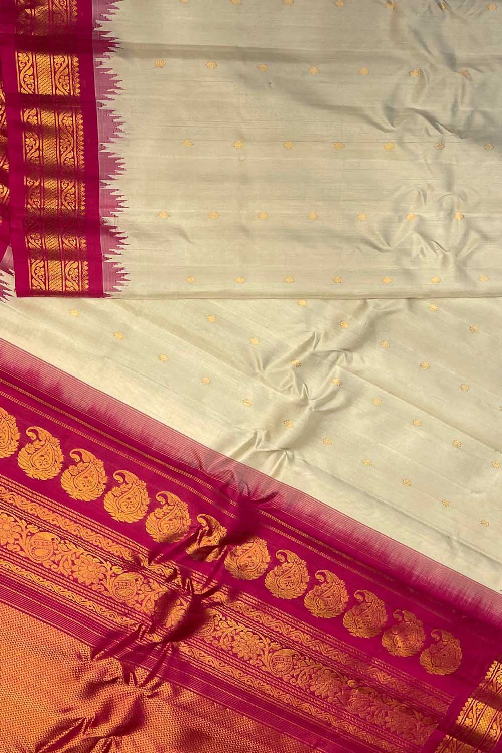 Off White Gadwal Handloom Pure Silk Saree - Luxurion World