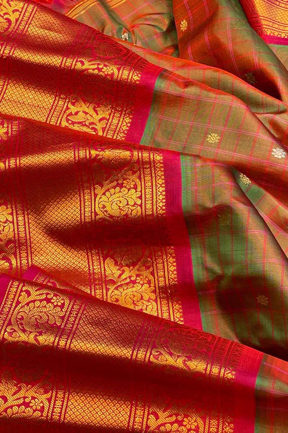 Green Gadwal Handloom Pure Silk Saree - Luxurion World