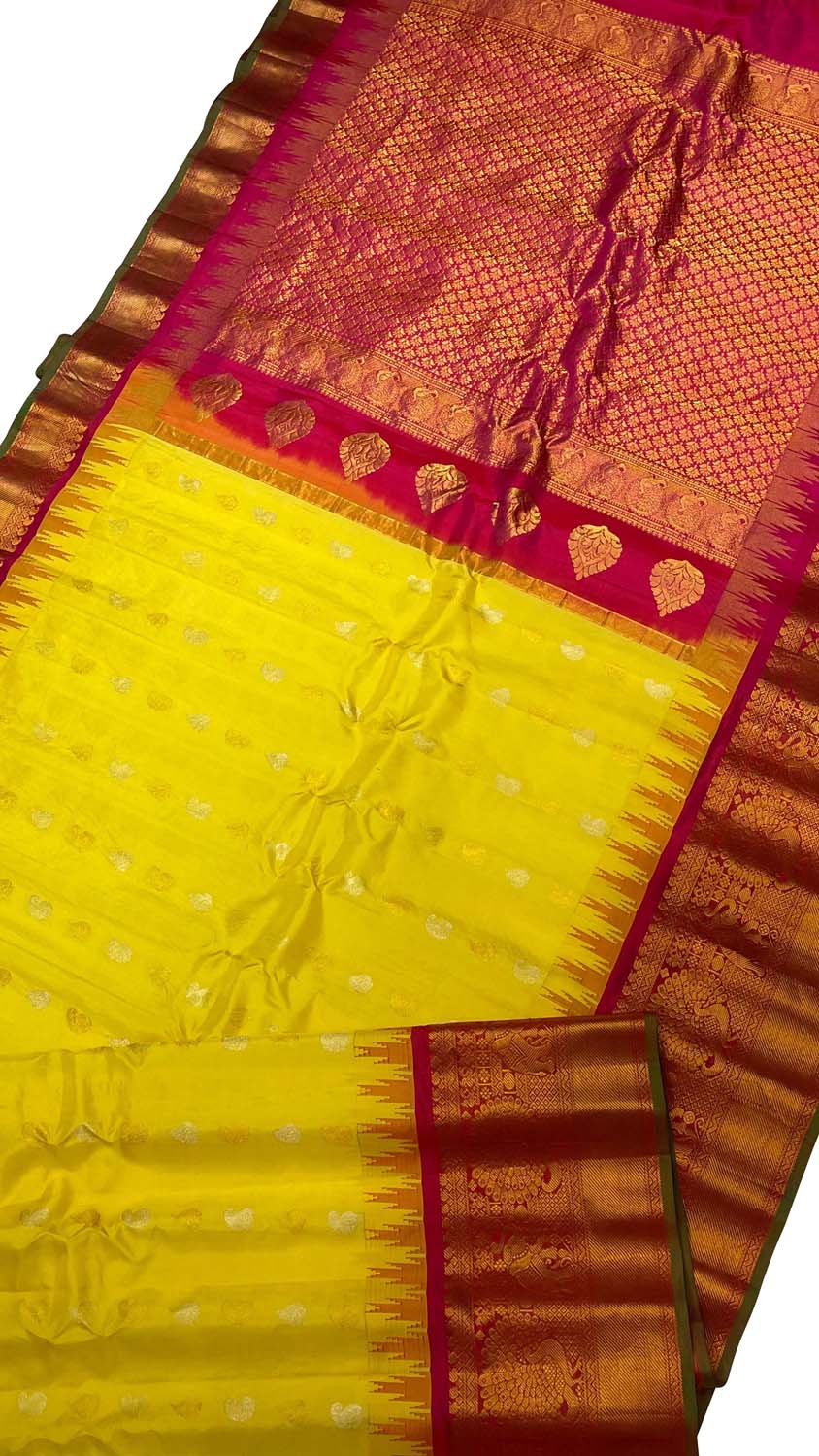Exquisite Yellow Gadwal Handloom Pure Silk Saree: Timeless Elegance - Luxurion World