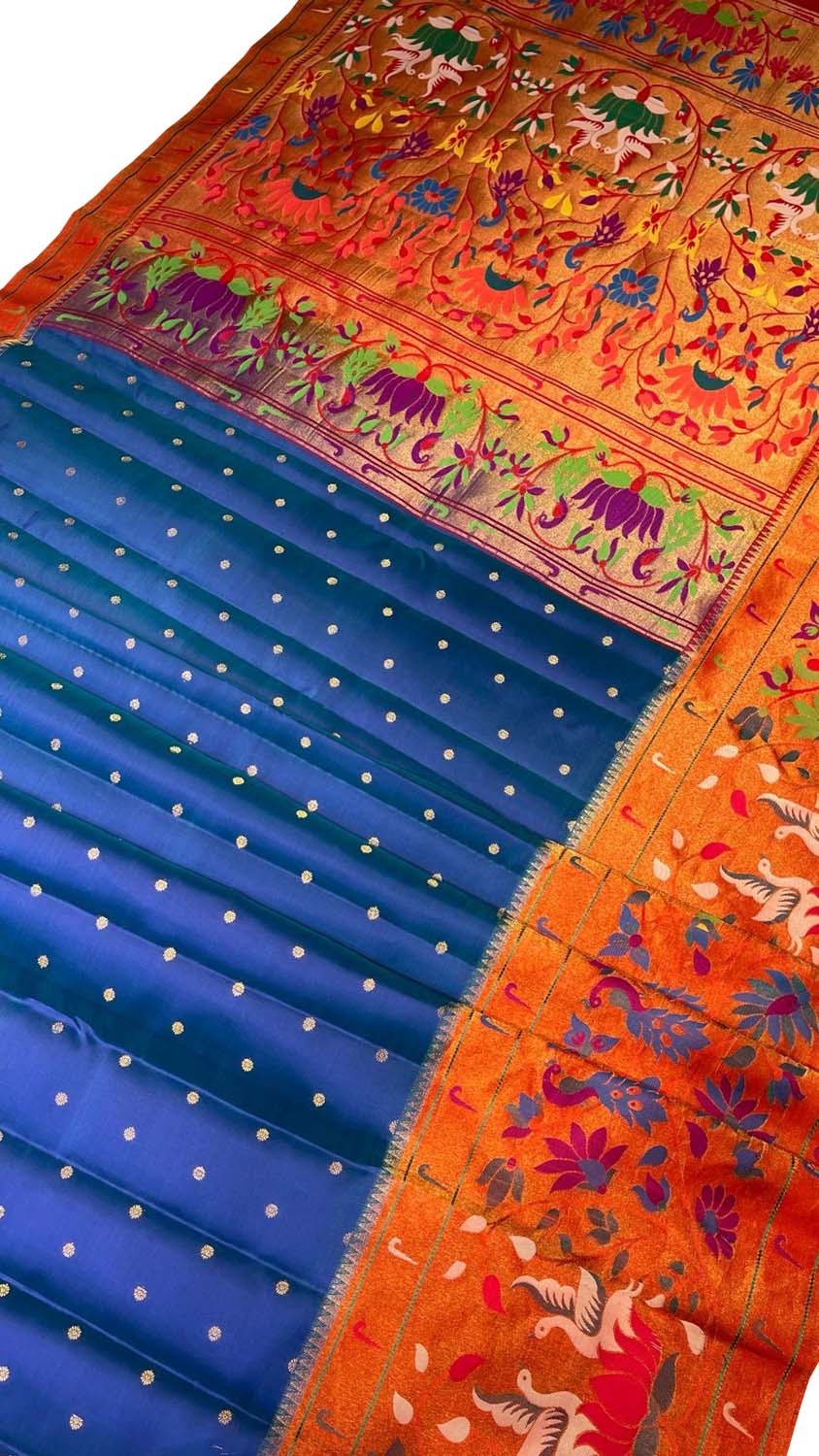 Exquisite Blue Gadwal Paithani Handloom Silk Saree: Timeless Elegance - Luxurion World