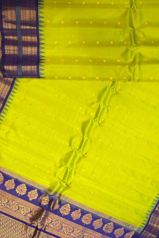 Exquisite Green Gadwal Handloom Pure Silk Saree: A Timeless Elegance - Luxurion World