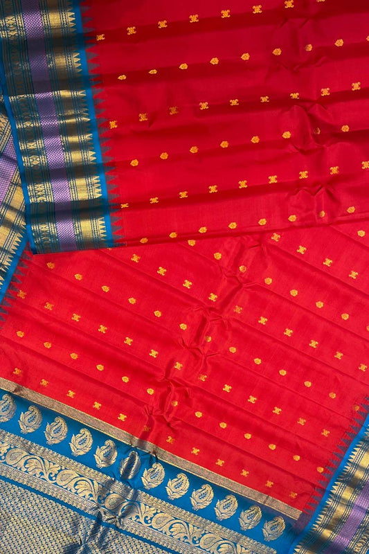 Exquisite Red Gadwal Handloom Pure Silk Saree: Timeless Elegance - Luxurion World