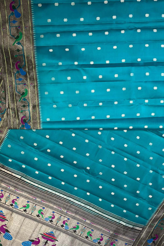 Exquisite Blue Gadwal Handloom Pure Silk Saree