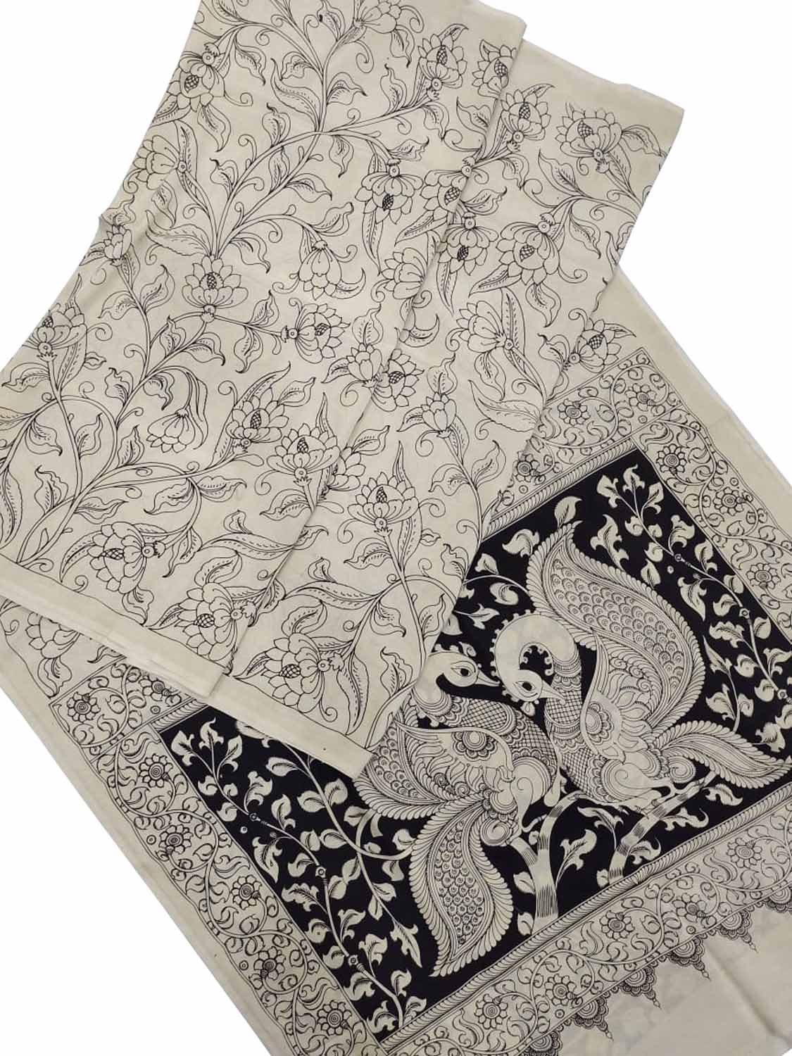 Elegant Black and White Chennur Silk Saree: Hand-Painted Perfection - Luxurion World