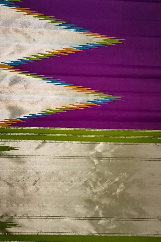 Handloom Silk Saree: Purple Kanjeevaram Pure Silk - Professional Quality - Luxurion World