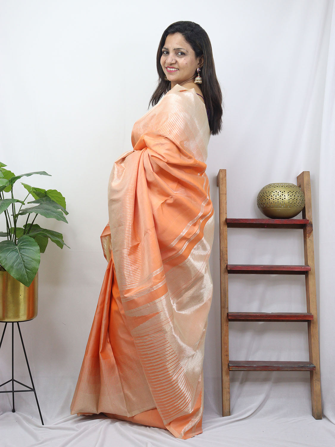 Radiant Orange Kanjeevaram Handloom Silk Saree - Pure Elegance - Luxurion World
