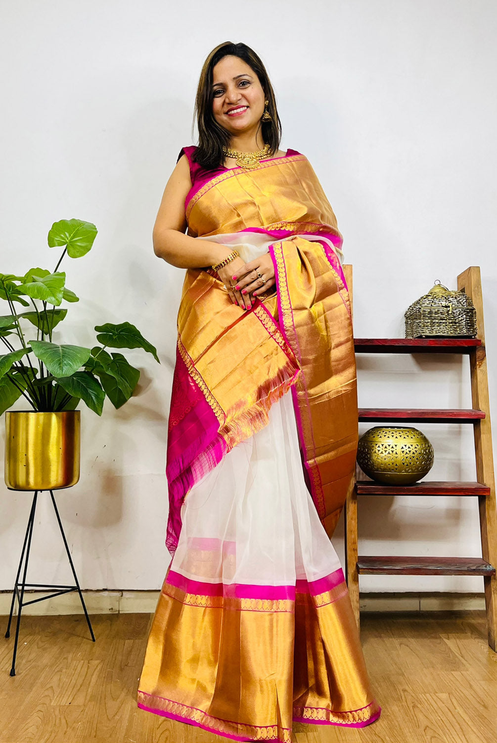 Off White And Pink Handloom Kanjeevaram Pure Organza Silk Saree