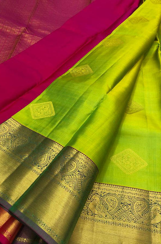 Green Handloom Kanjeevaram Pure Silk Saree - Luxurion World