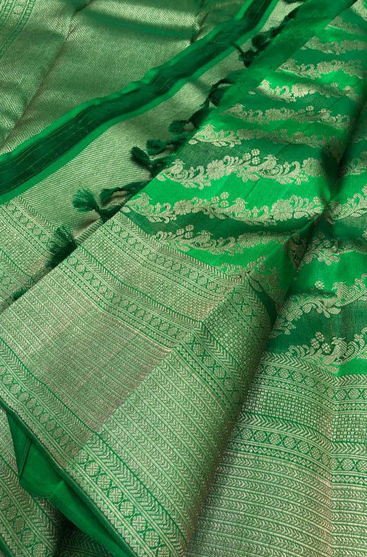 Green Handloom Kanjeevaram Pure Silk Saree - Luxurion World