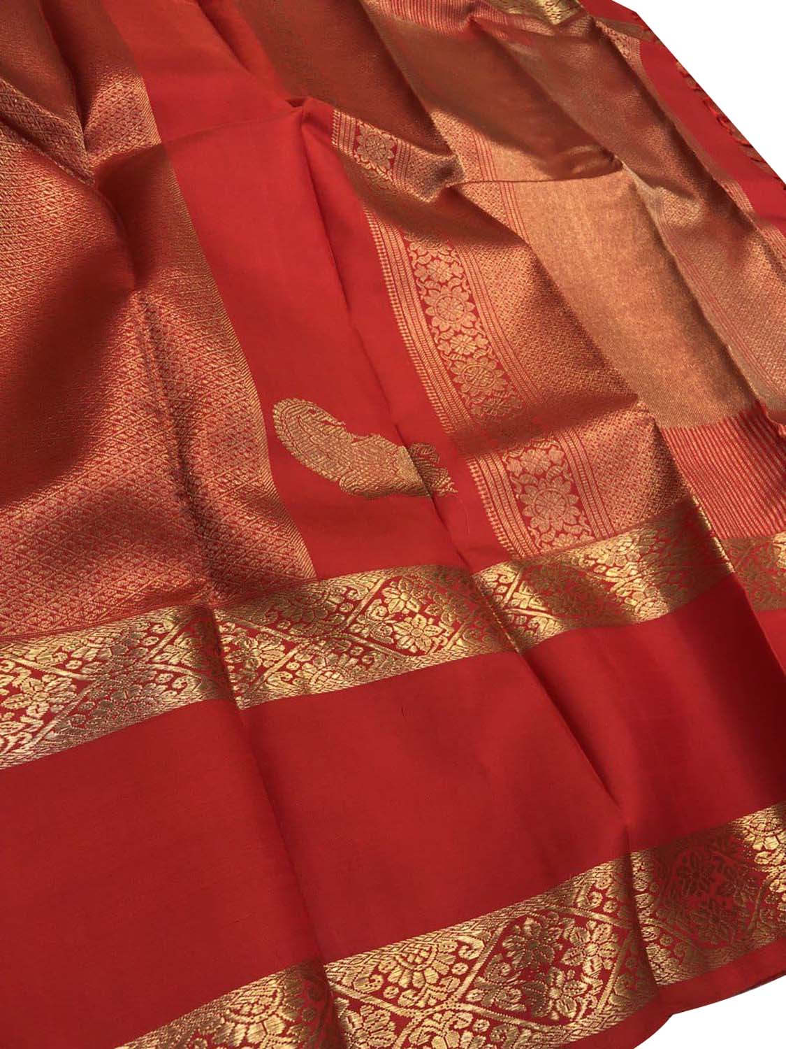 Red Kanjeevaram Handloom Silk Saree - Pure Elegance for Any Occasion - Luxurion World
