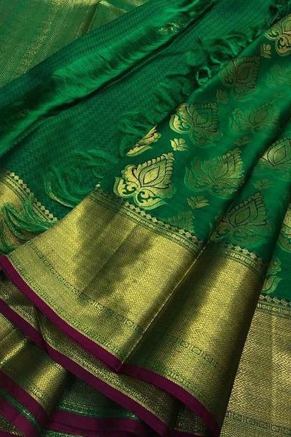 Green Kanjeevaram Handloom Pure Silk Saree - Luxurion World