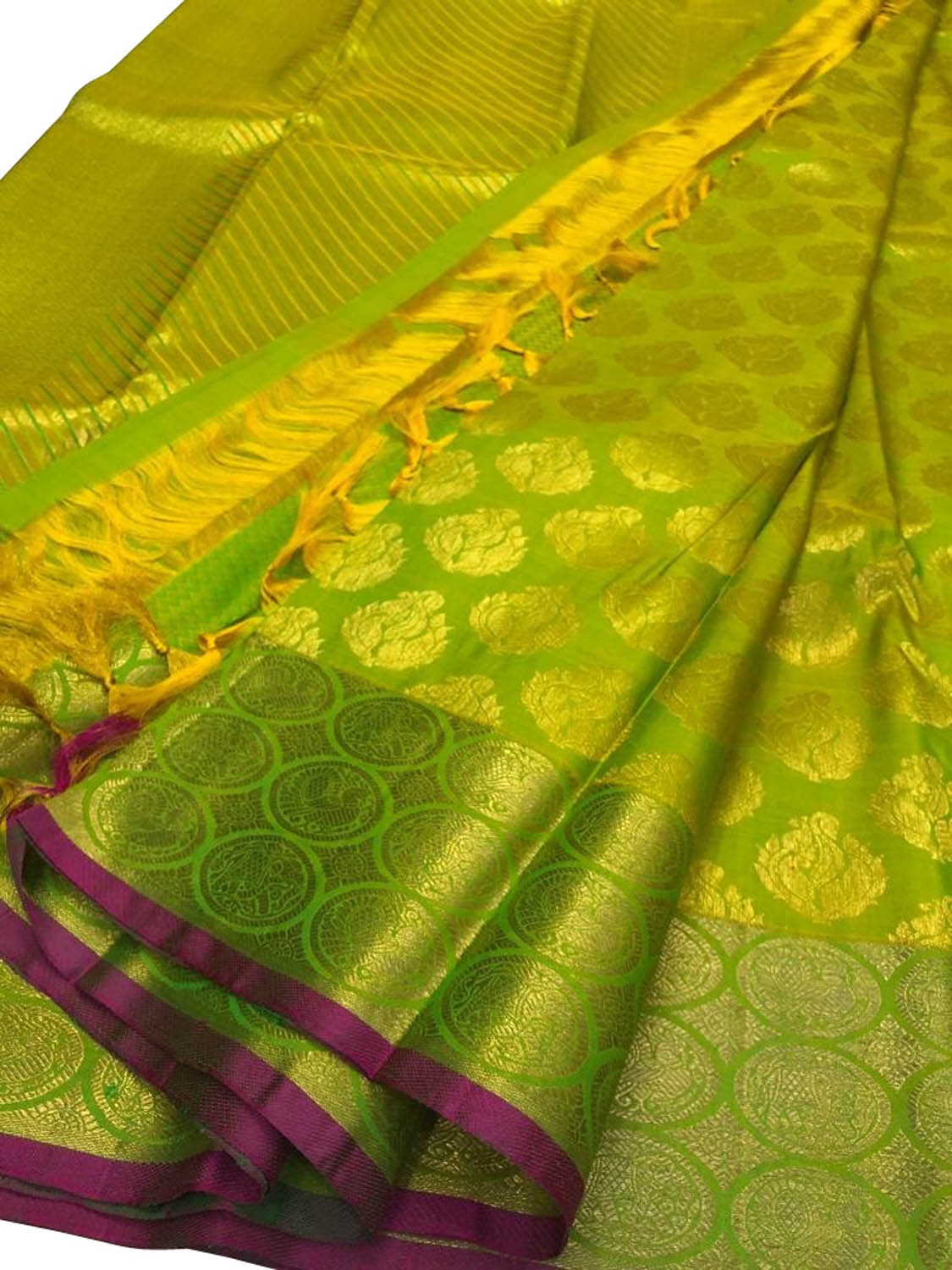 Green Kanjeevaram Handloom Pure Silk Saree - Luxurion World
