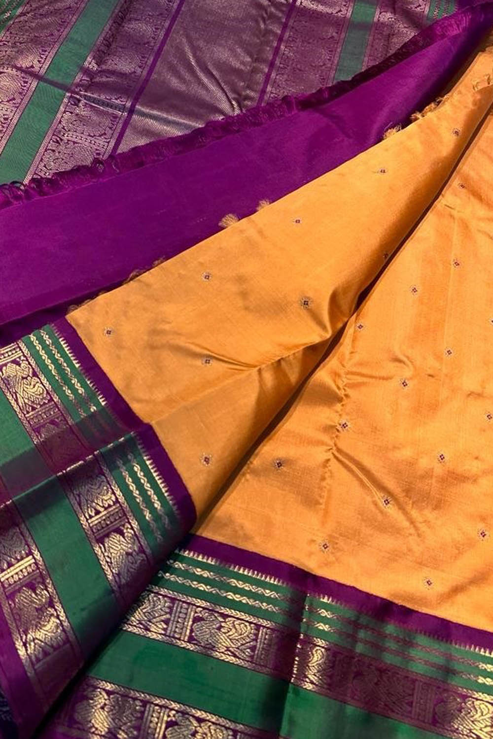 Orange Kanjeevaram Handloom Pure Silk Saree - Luxurion World