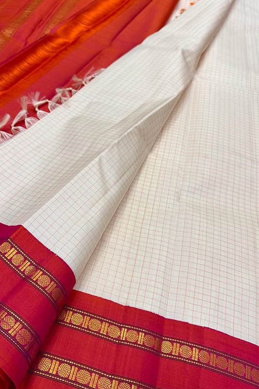 Off White Kanjeevaram Handloom Pure Silk Saree - Luxurion World