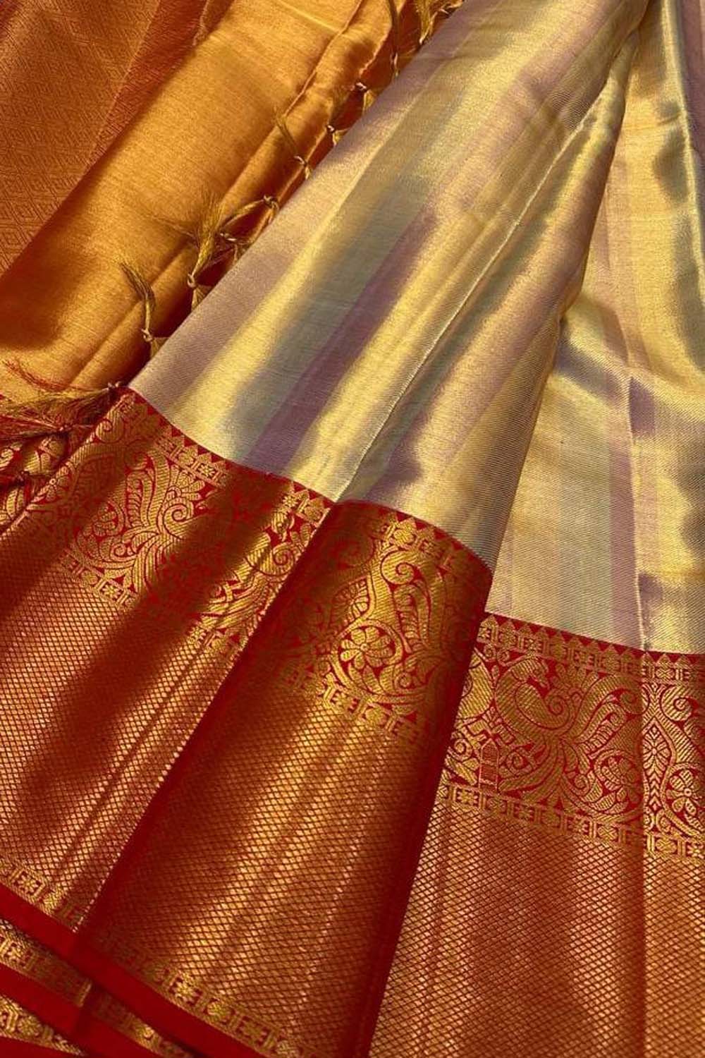 Golden Kanjeevaram Handloom Pure Silk Saree - Luxurion World