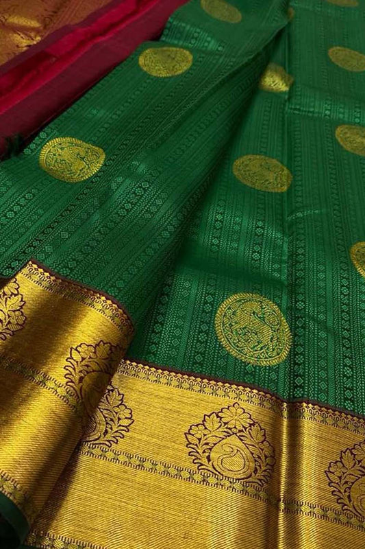 Timeless Elegance: Exquisite Green Kanjeevaram Handloom Pure Silk Saree - Luxurion World