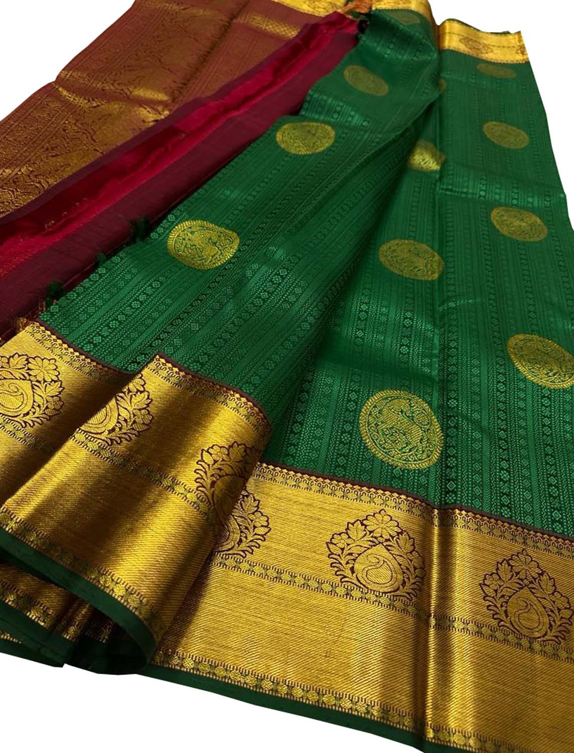 Timeless Elegance: Exquisite Green Kanjeevaram Handloom Pure Silk Saree - Luxurion World