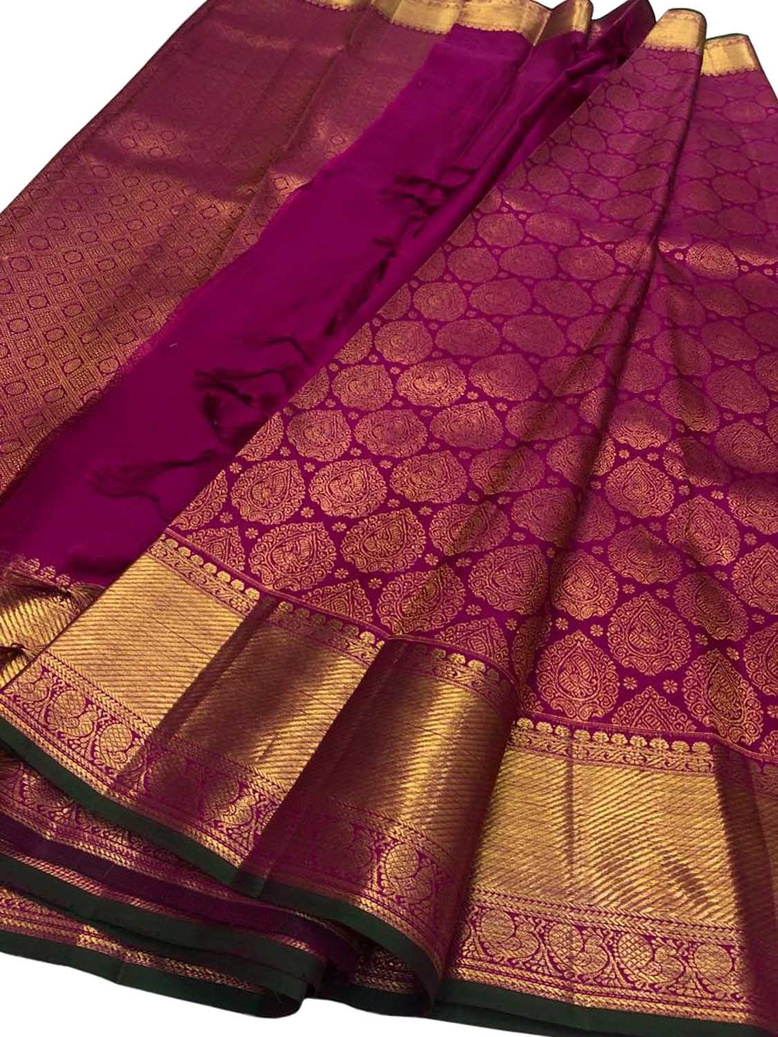 Elegant Pink Kanjeevaram Handloom Pure Silk Saree: Timeless Grace and Sophistication - Luxurion World
