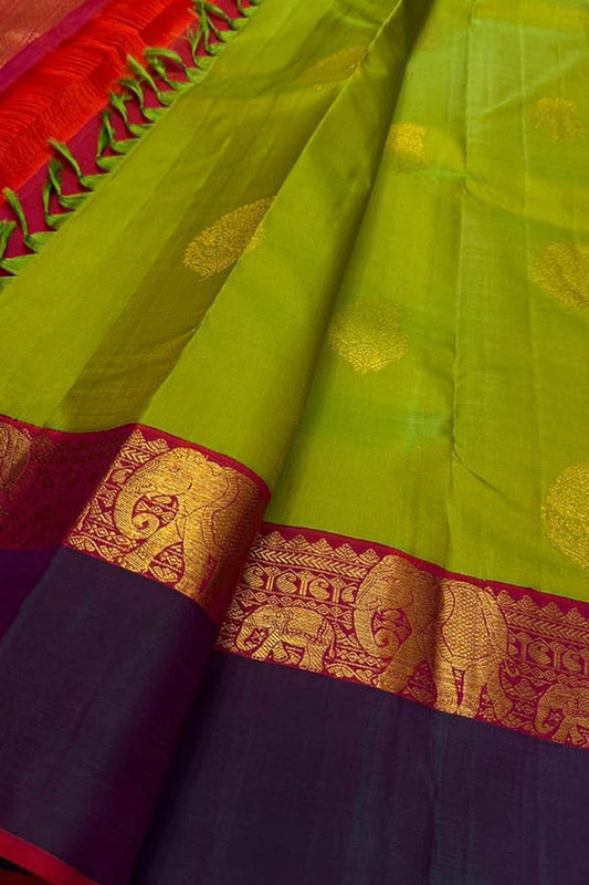 Exquisite Green Kanjeevaram Handloom Pure Silk Saree: Timeless Elegance