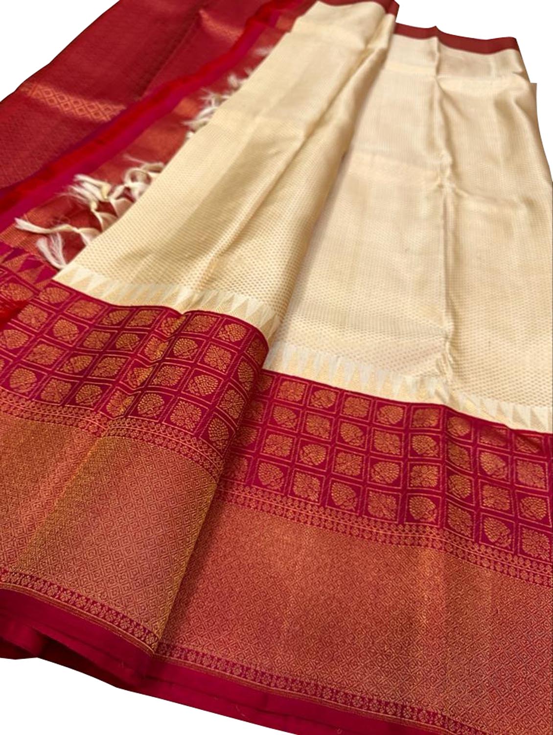 Pastel Kanjeevaram Handloom Pure Silk Saree: Elegant and Timeless - Luxurion World