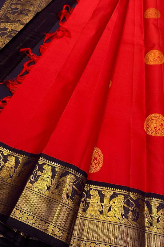 Exquisite Red Kanjeevaram Handloom Pure Silk Saree: Timeless Elegance - Luxurion World