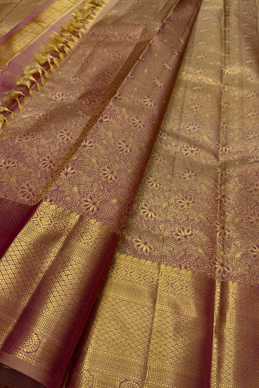 Exquisite Golden Kanjeevaram Handloom Pure Silk Saree: Timeless Elegance