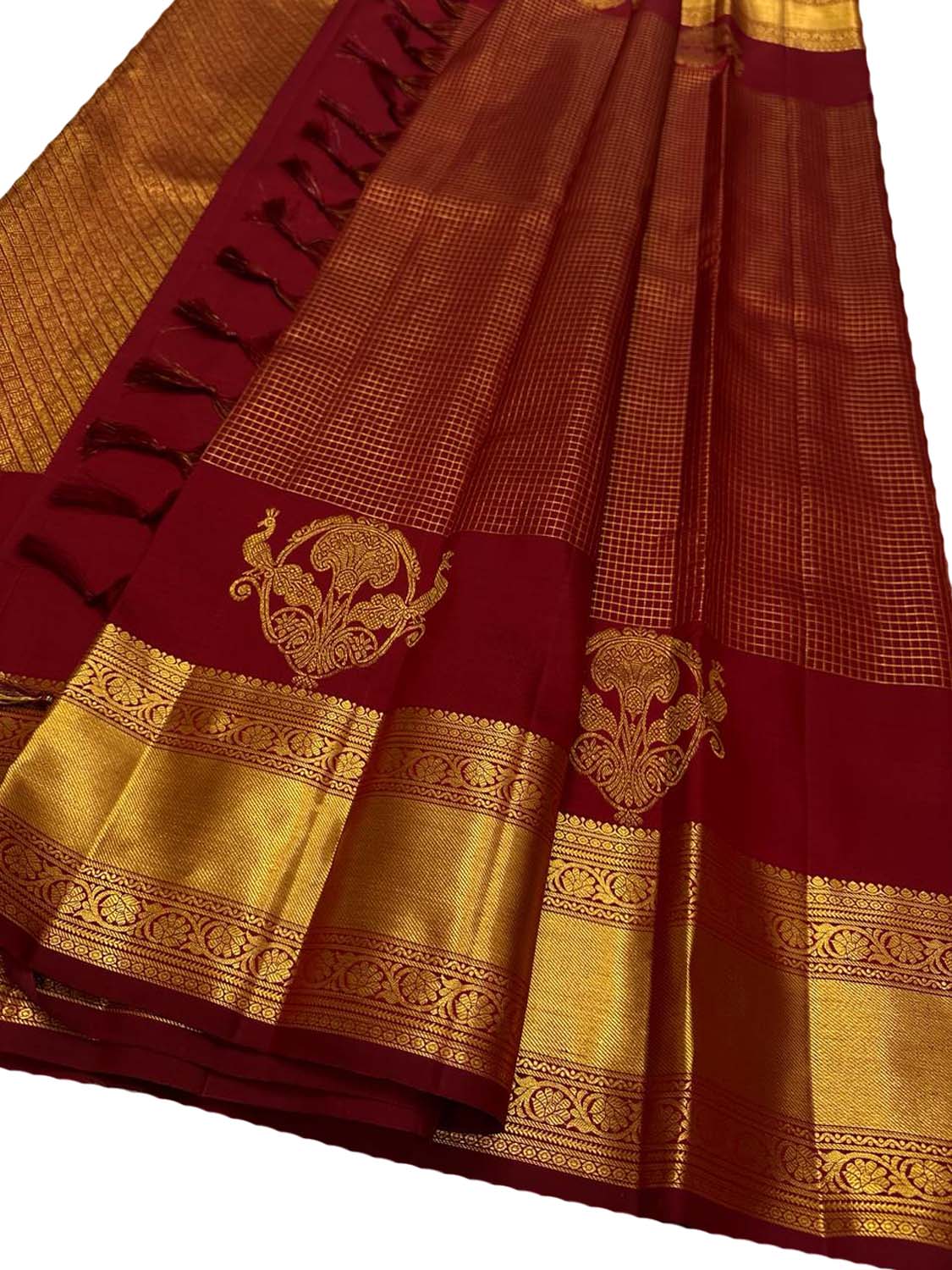 Maroon Plush Pattern Handloom Saree