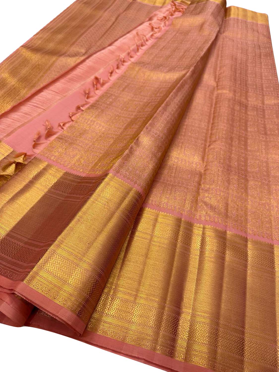 Peach Handloom Kanjeevaram Pure Silk Saree - Elegant and Luxurious - Luxurion World