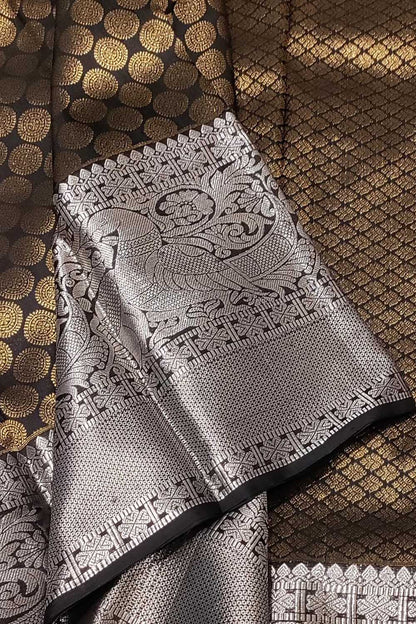Black Handloom Kanjeevaram Pure Silk Saree - Luxurion World