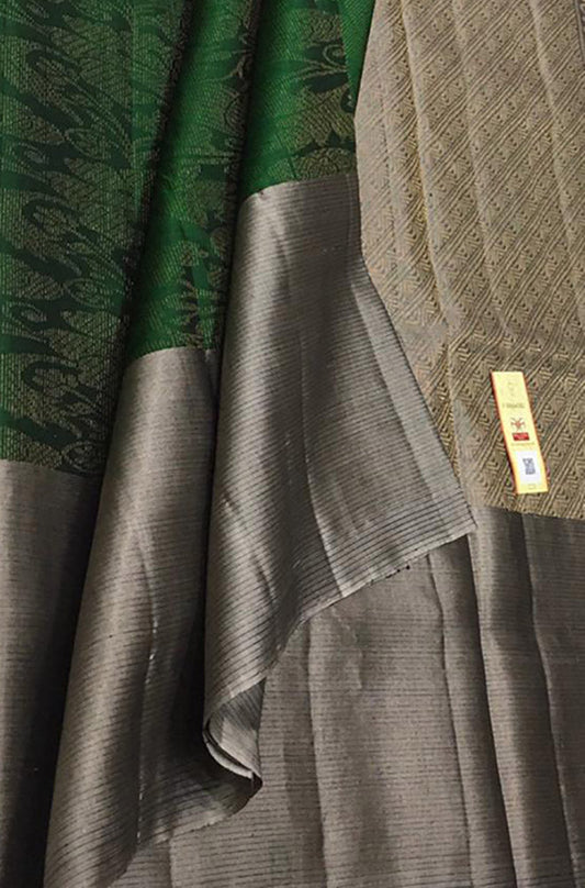Green Handloom Kanjeevaram Pure Silk Saree - Luxurion World