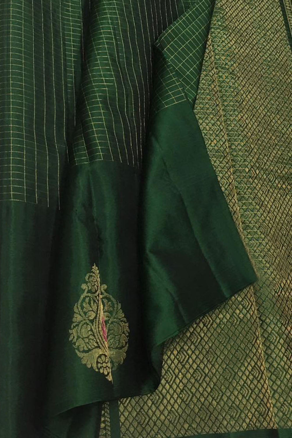 Green Kanjeevaram Handloom Pure Silk Saree - Luxurion World