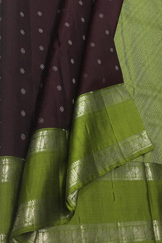 Elegant Brown Kanjeevaram Handloom Pure Silk Saree: Timeless Beauty - Luxurion World
