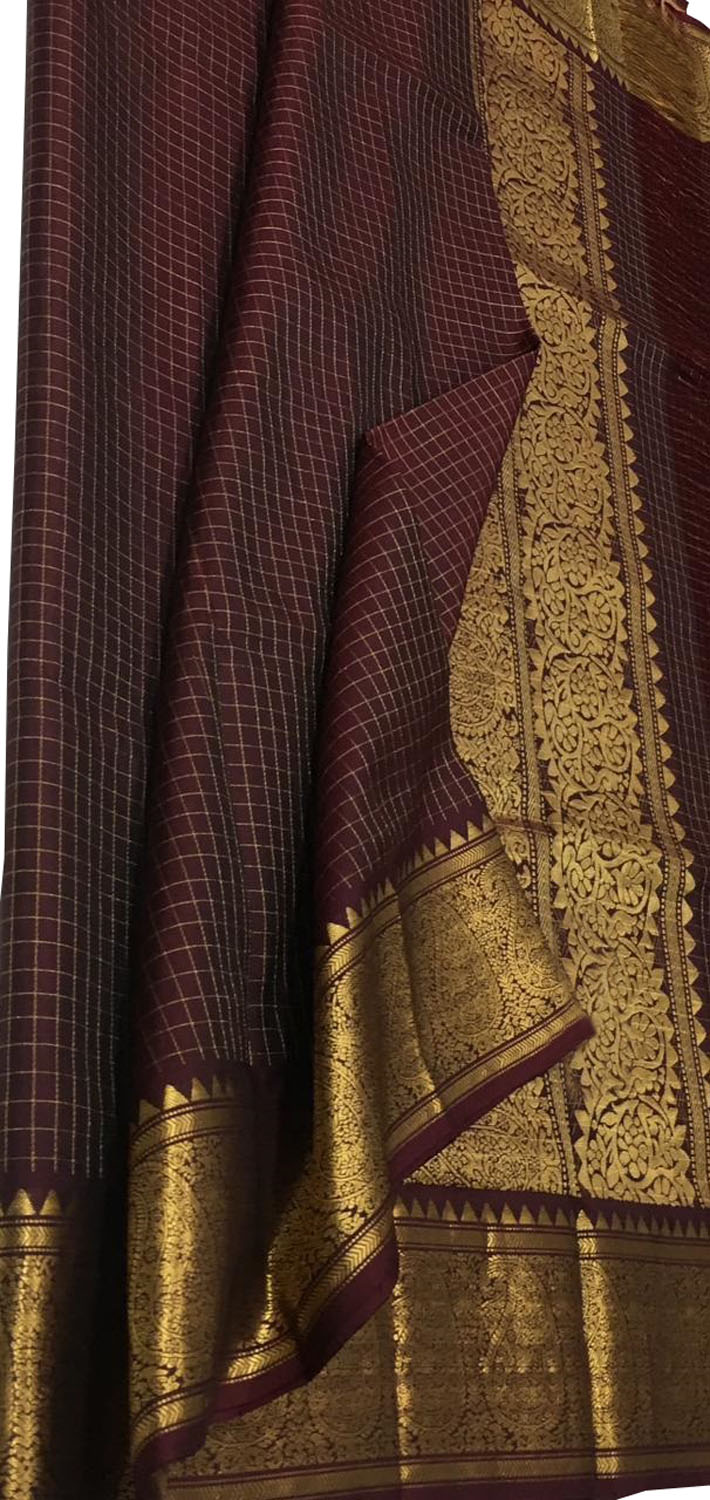 Elegant Maroon Kanjeevaram Handloom Pure Silk Saree - Luxurion World