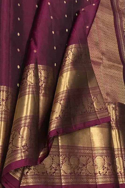 Exquisite Purple Kanjeevaram Handloom Pure Silk Saree: Timeless Elegance - Luxurion World