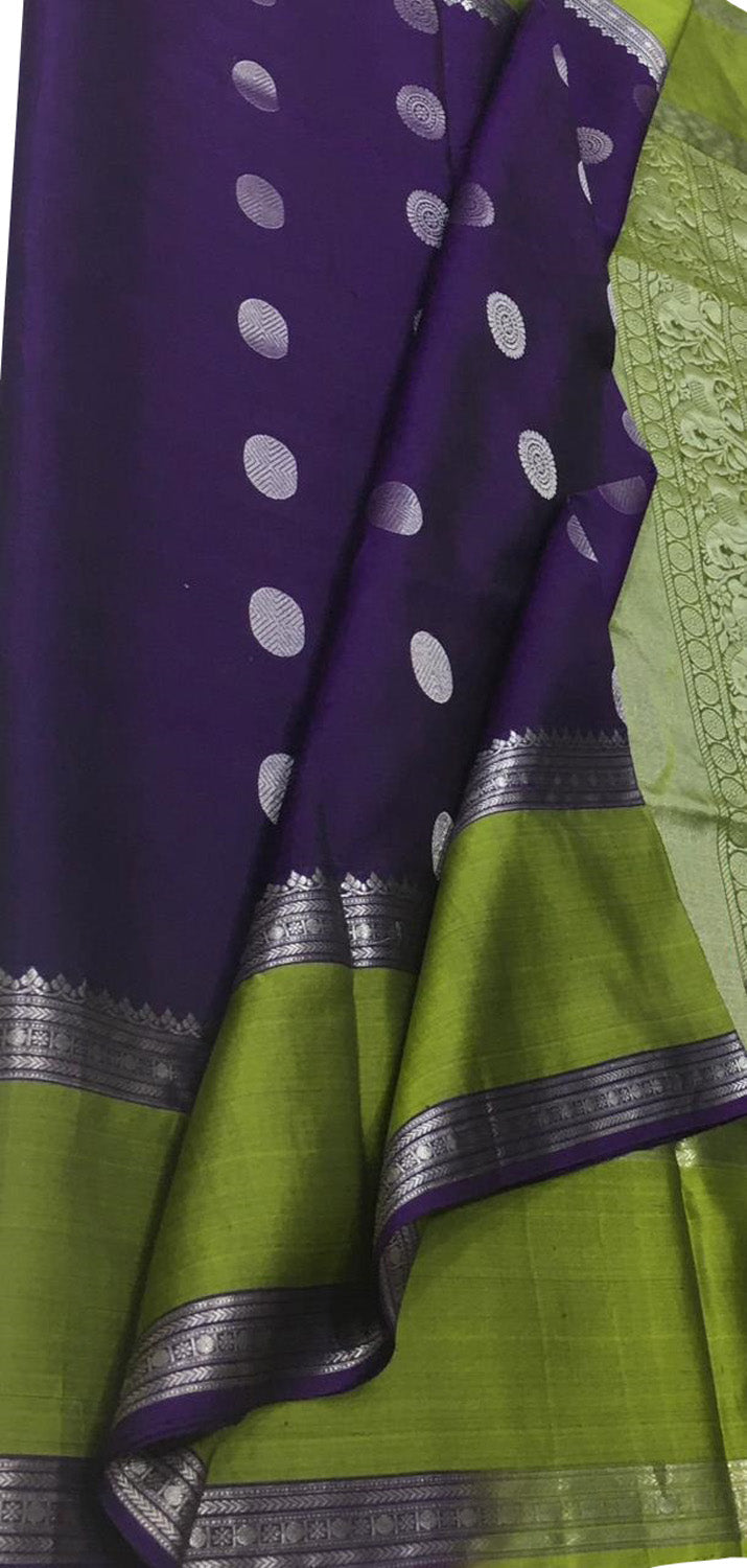 Exquisite Purple Kanjeevaram Silk Saree - Handloom Beauty - Luxurion World