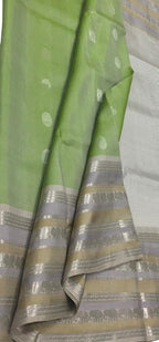 Green Kanjeevaram Handloom Pure Silk Saree - Elegant and Luxurious - Luxurion World