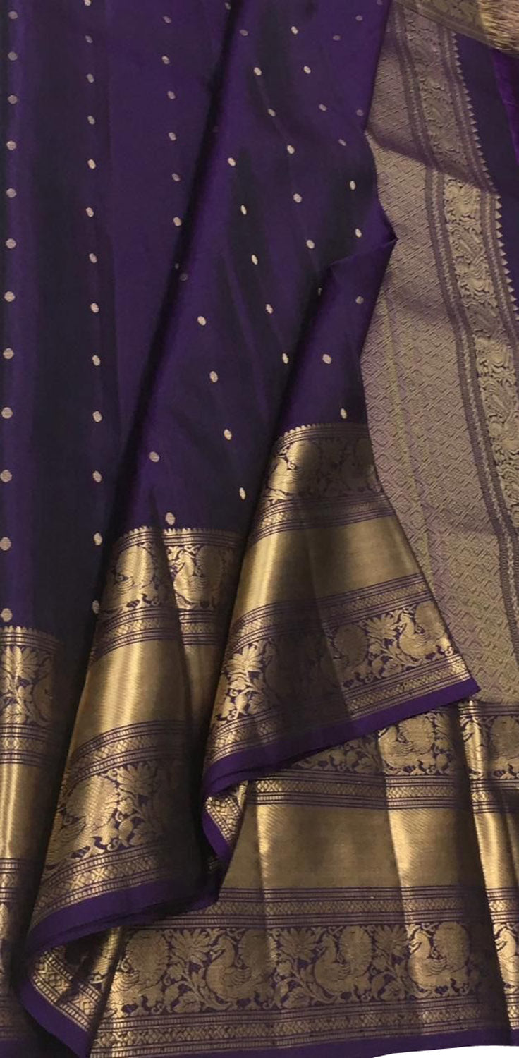 Blue Kanjeevaram Pure Silk Saree: Handloom Elegance - Luxurion World