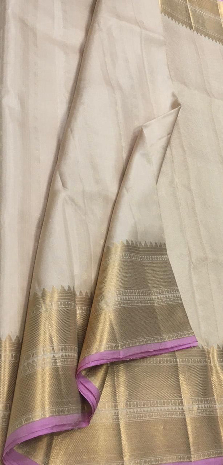 Exquisite Off White Kanjeevaram Pure Silk Saree - Luxurion World