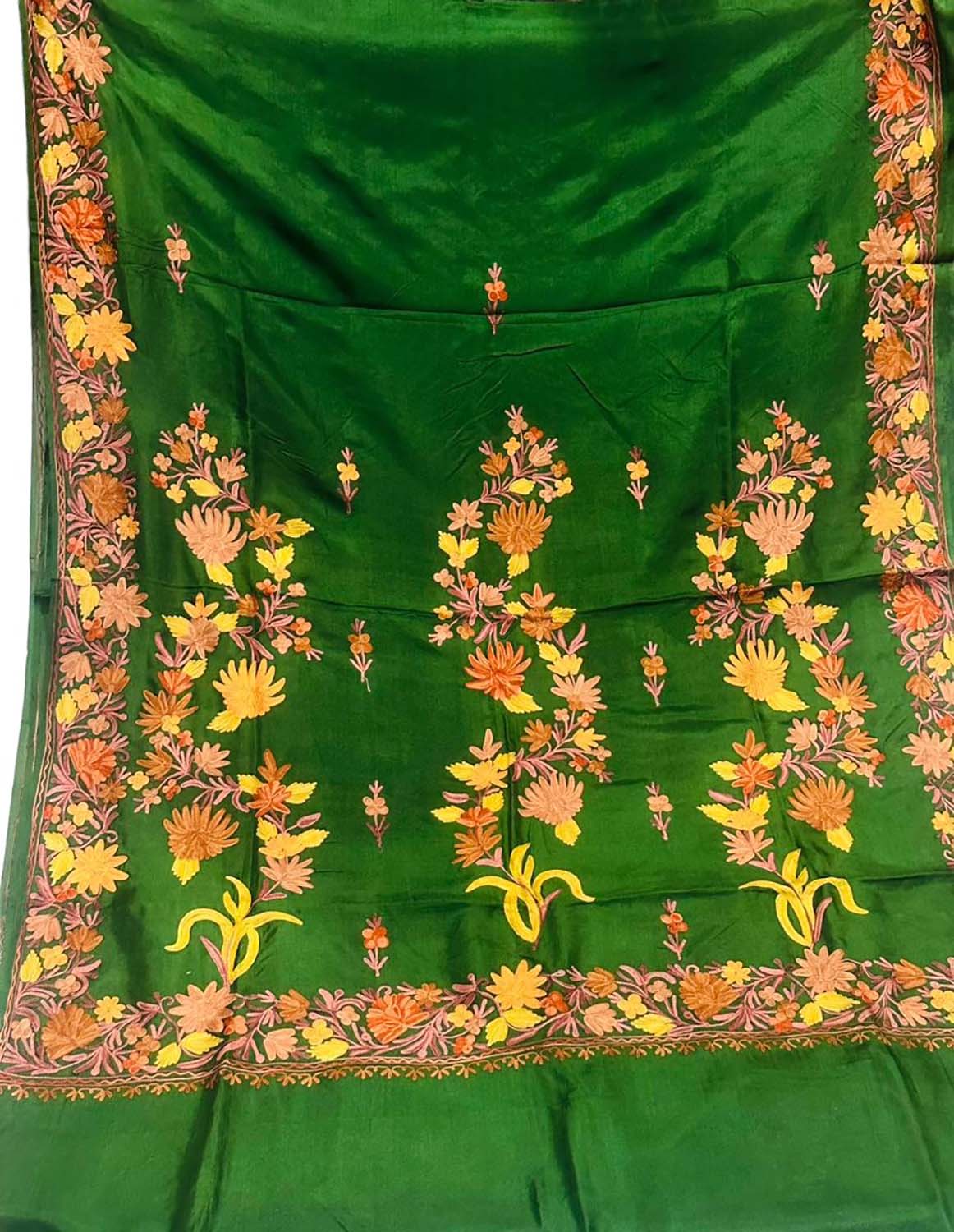 Stunning Green Silk Saree with Kashmiri Aari Embroidery - Luxurion World