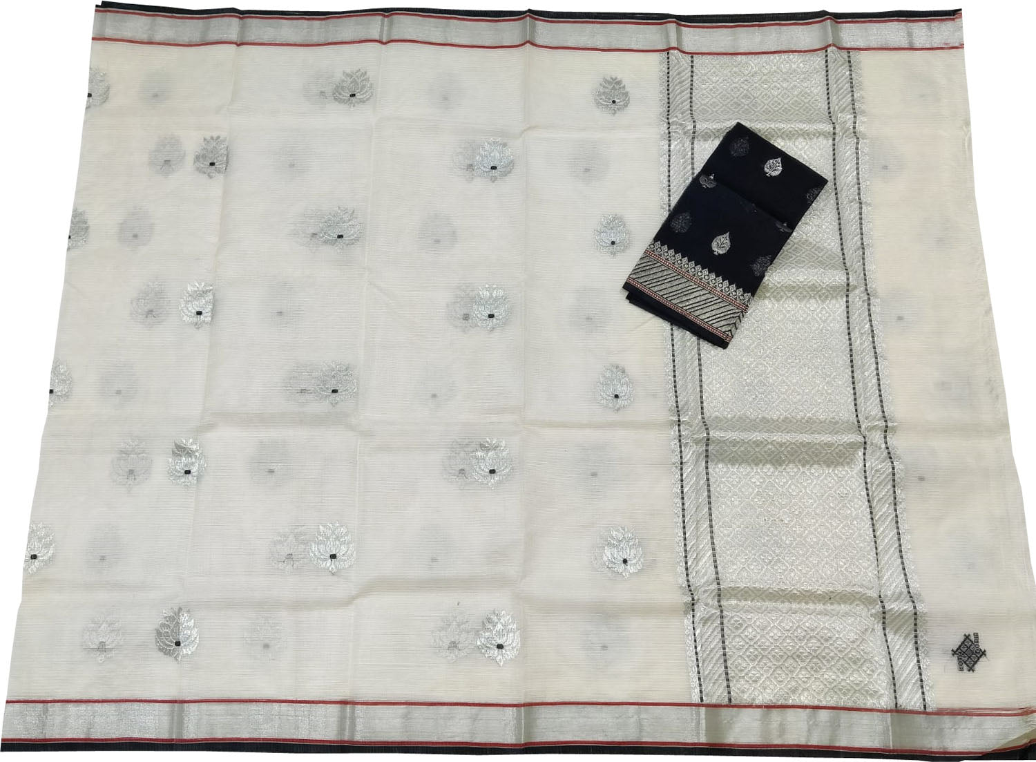 Off White And Black Kota Doria Handloom Real Zari Saree - Luxurion World