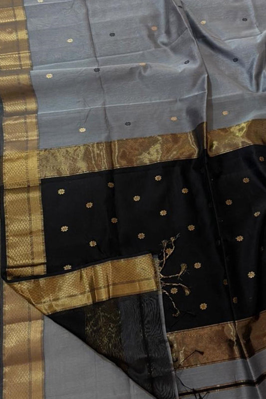 Stunning Grey & Black Maheshwari Silk Cotton Saree - Handloom Woven - Luxurion World