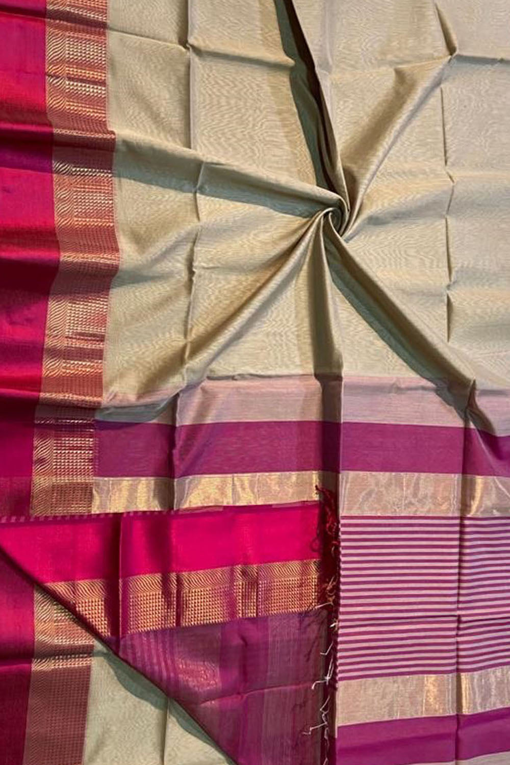Pastel Handloom Maheshwari Silk Cotton Saree