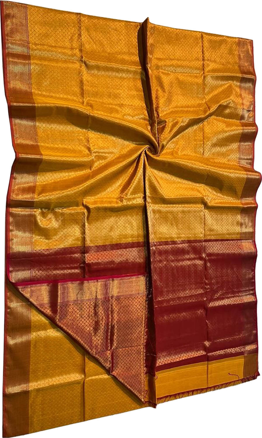 Yellow Maheshwari Handloom Silk Cotton Saree - Luxurion World