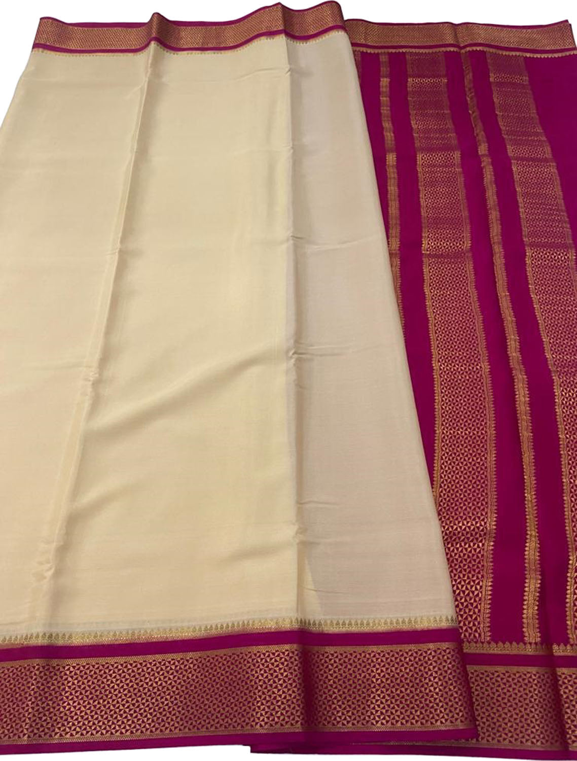 Off White And Pink Mysore Handloom Pure Crepe Silk Saree - Luxurion World