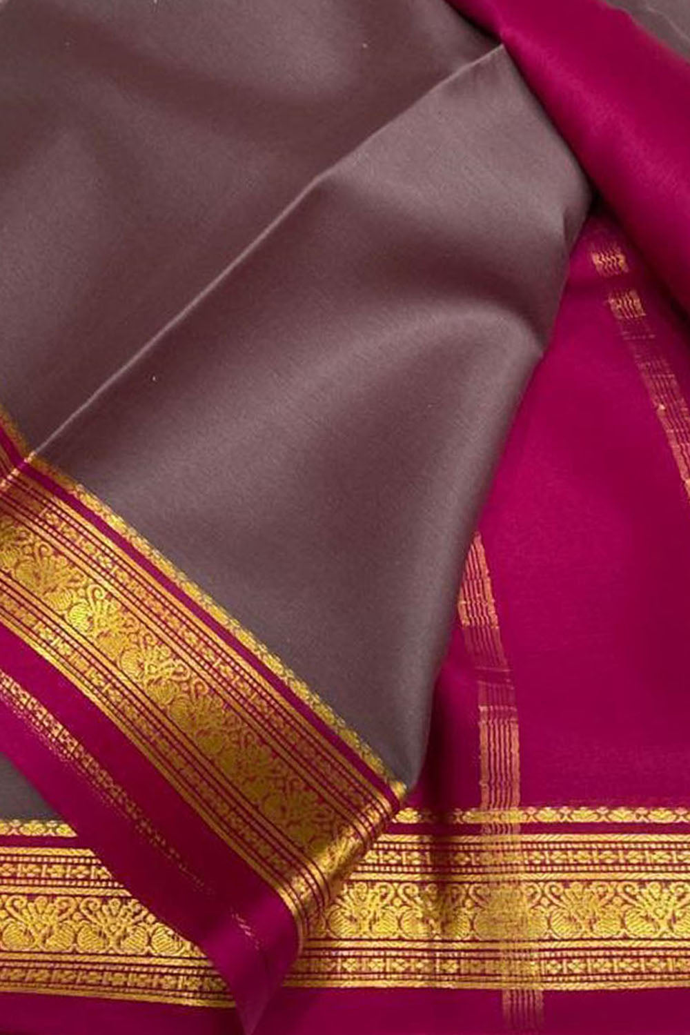Purple And Pink Mysore Handloom Pure Crepe Silk Saree - Luxurion World