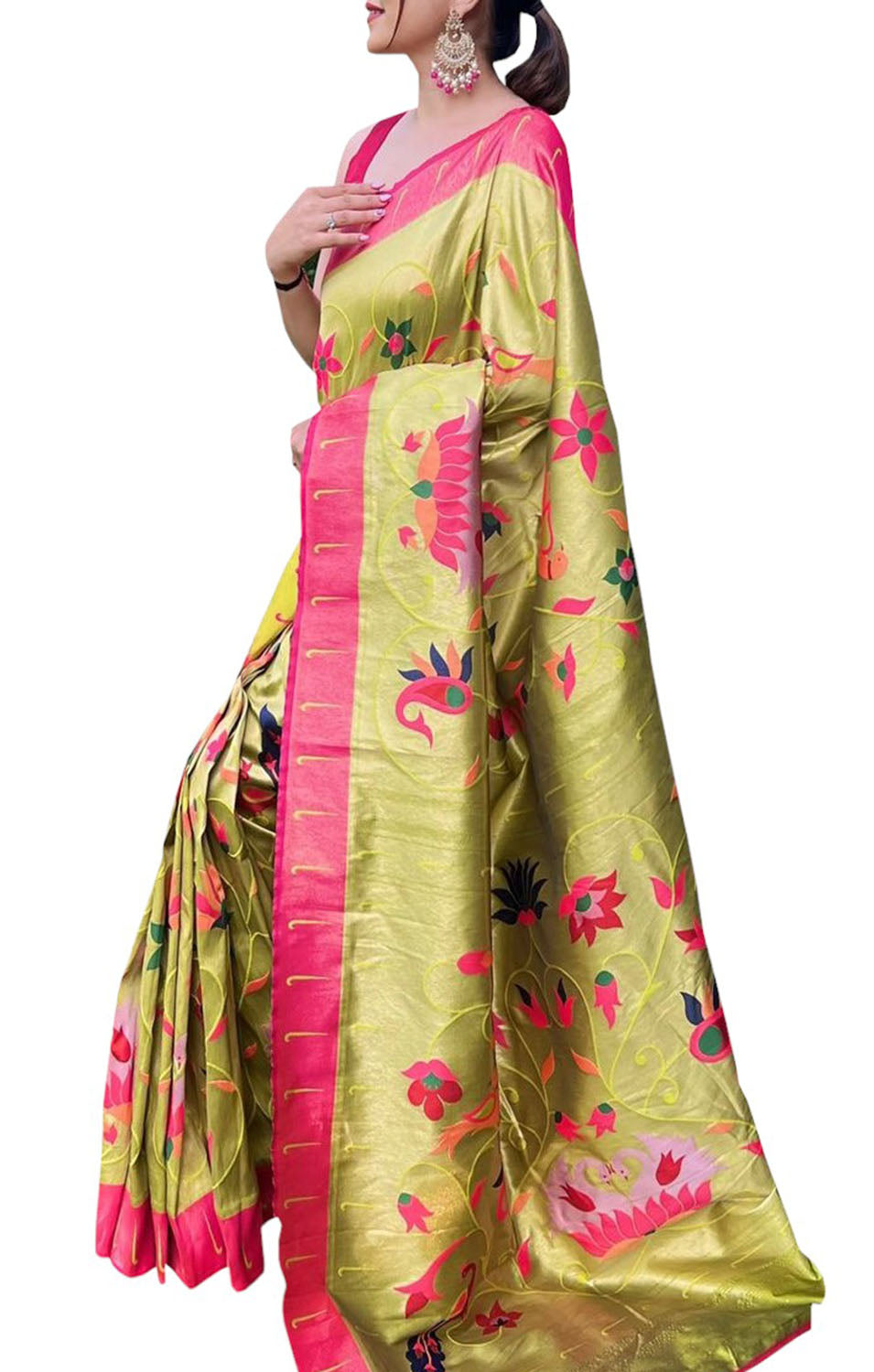 Exquisite Green Paithani Brocade Silk Saree: A Timeless Elegance - Luxurion World