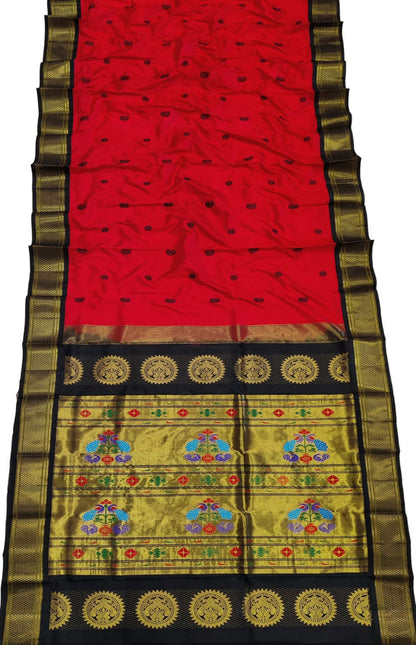 Handloom Silk Peacock Saree in Red and Black - Professional Ethnic Wear - Luxurion World