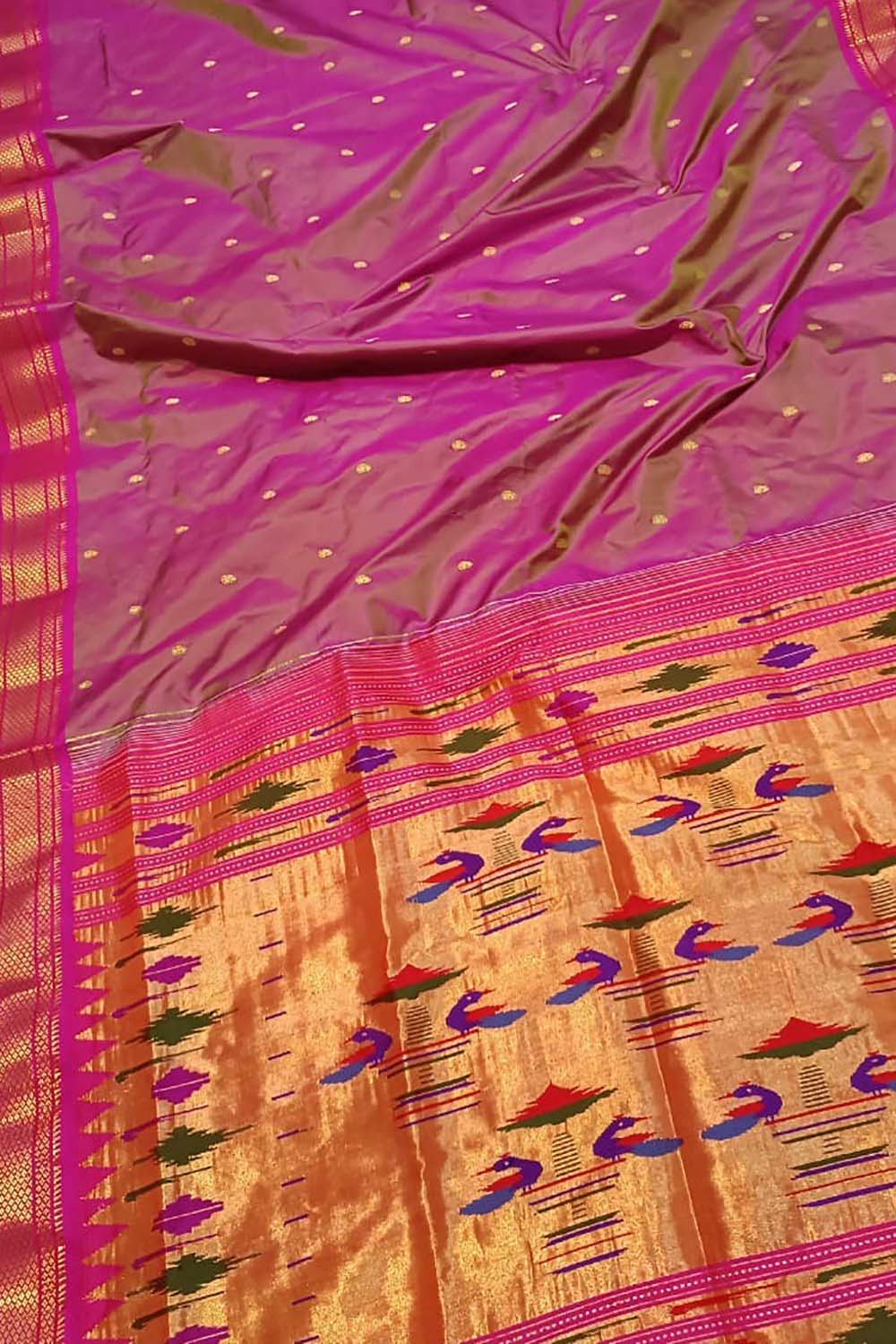 Pure Silk Pink Paithani Handloom Saree: Traditional Elegance - Luxurion World