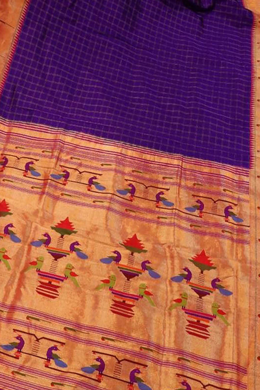 Purple Paithani Handloom Pure Silk Peacock Design Single Muniya Border Saree - Luxurion World