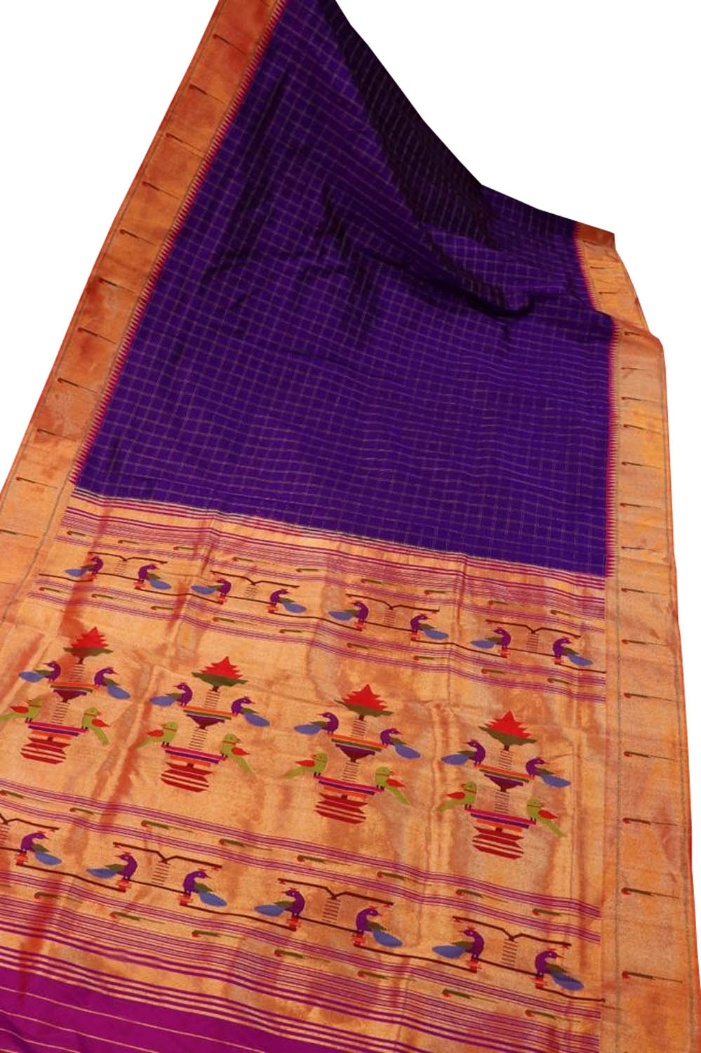 Purple Paithani Handloom Pure Silk Peacock Design Single Muniya Border Saree - Luxurion World